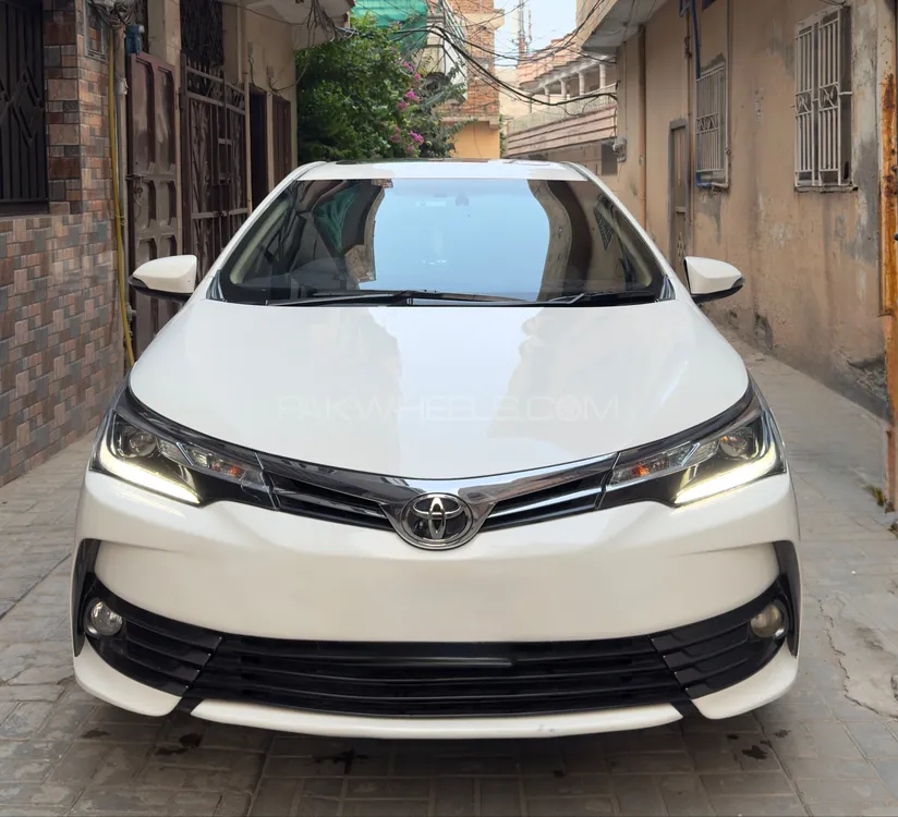 Toyota Corolla 2020 for Sale in Islamabad Image-1
