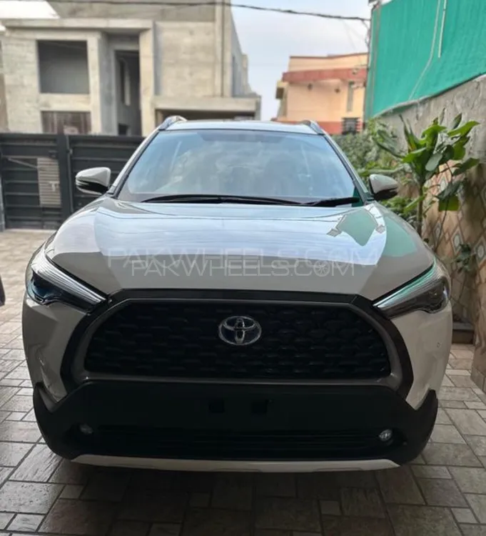 Toyota Corolla Cross 2024 for Sale in Lahore Image-1