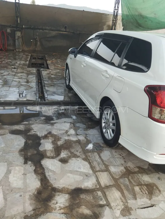 Toyota Corolla Fielder 2014 for Sale in Islamabad Image-1