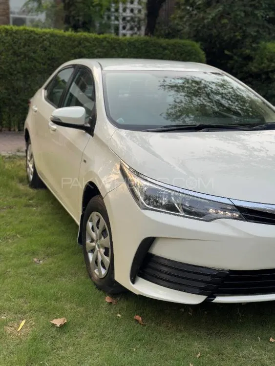 Toyota Corolla 2018 for Sale in Islamabad Image-1