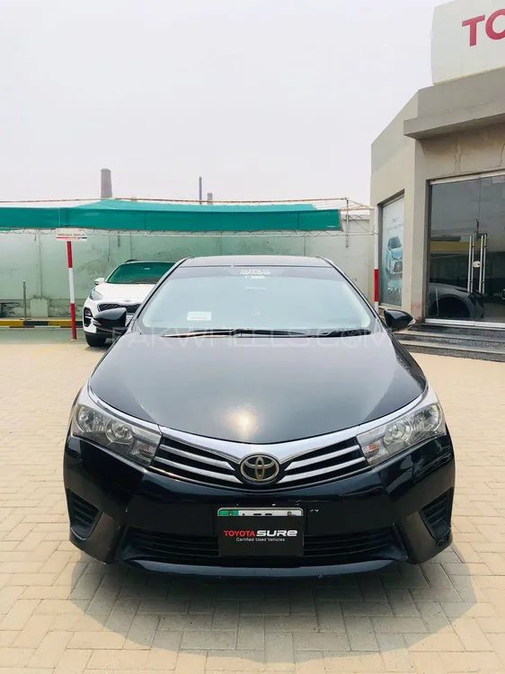 Toyota Corolla 2017 for Sale in Faisalabad Image-1