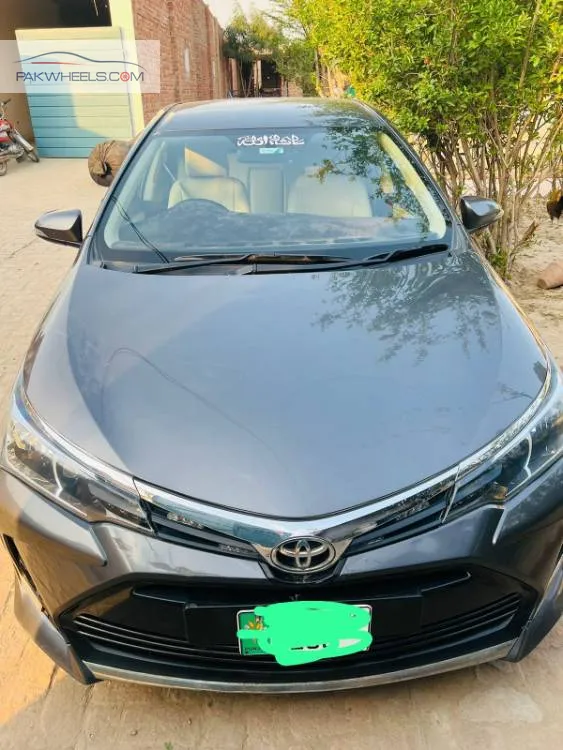 Toyota Corolla 2018 for Sale in Faisalabad Image-1