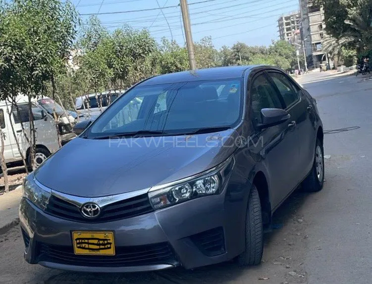Toyota Corolla 2015 for Sale in Karachi Image-1