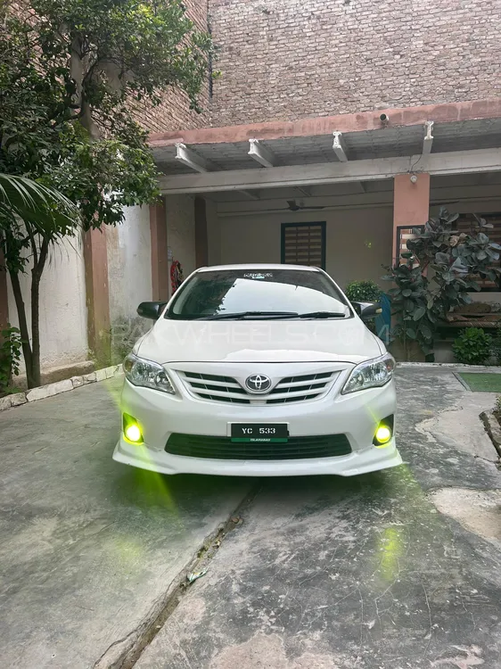 Toyota Corolla 2012 for Sale in Peshawar Image-1