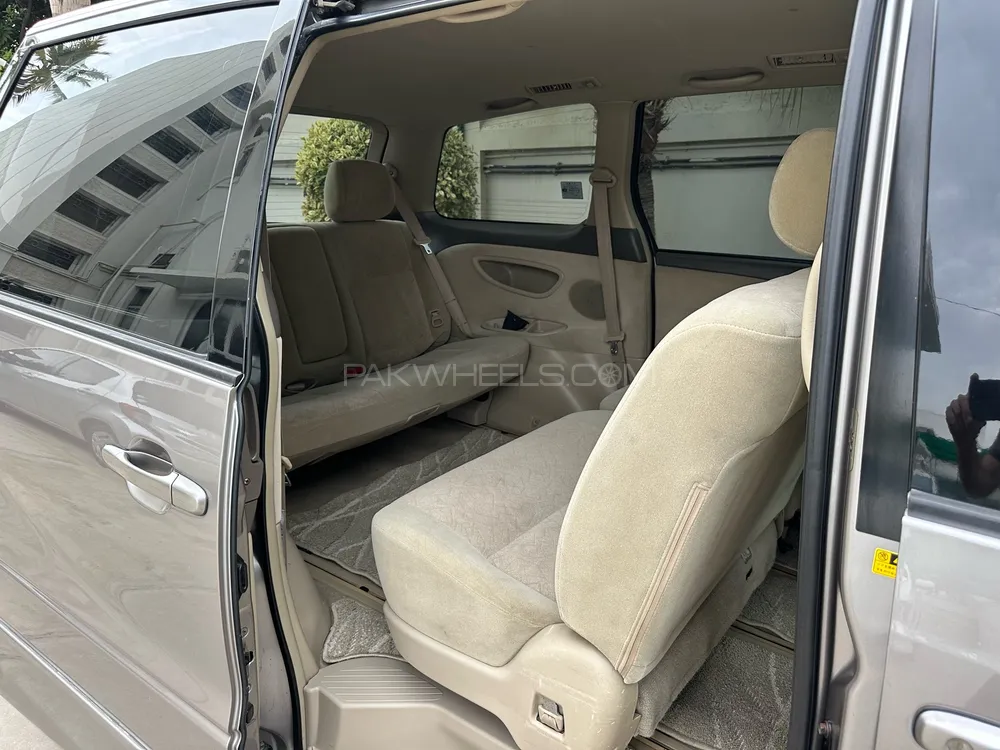 ٹویوٹا ایسٹیما 2004 for Sale in کراچی ٹویوٹا ایسٹیما 2004 for Sale in کراچی Image-16