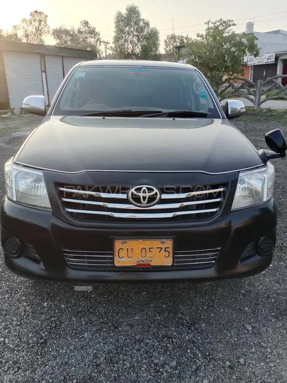 Toyota Hilux 2012 for Sale in Islamabad Image-1