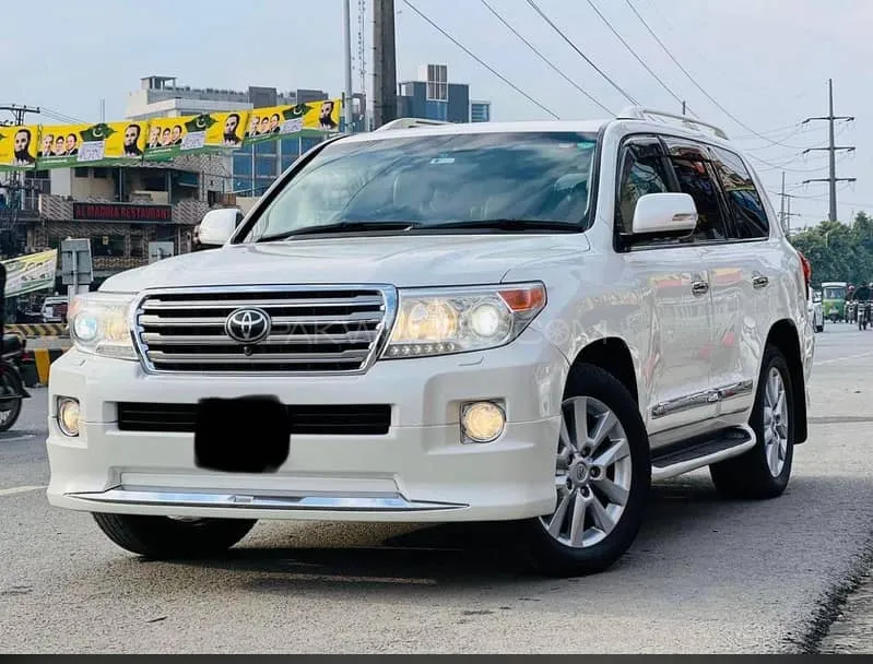 Toyota Land Cruiser 2013 for Sale in Gujranwala Image-1