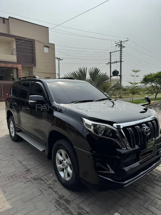 Toyota Prado 2011 for Sale in Gujrat Image-1