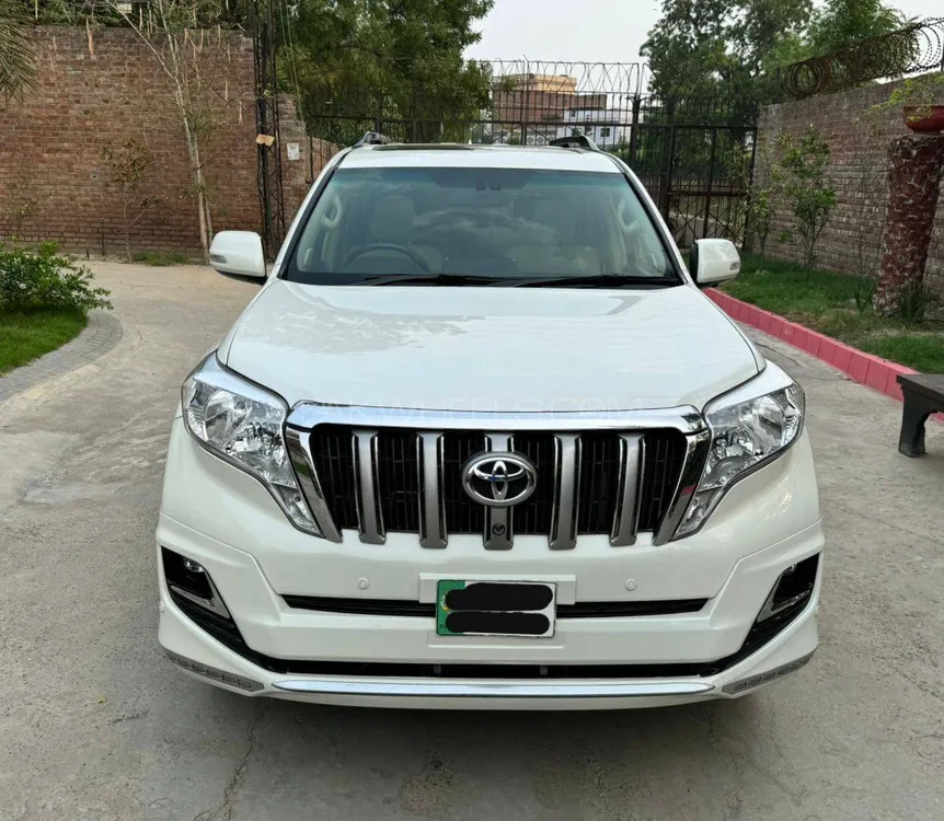 Toyota Prado 2010 for Sale in Faisalabad Image-1