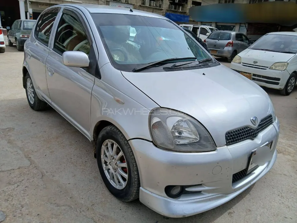 Toyota Vitz 1999 for Sale in Karachi Image-1