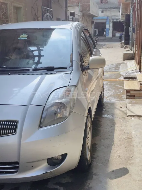 Toyota Vitz 2008 for Sale in Lahore Image-1