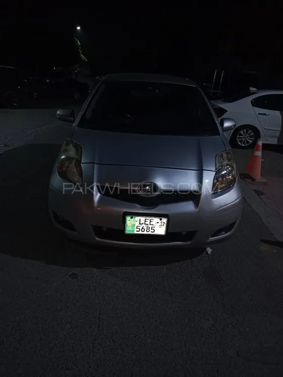 Toyota Vitz 2007 for Sale in Lahore Image-1