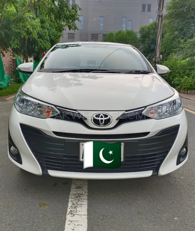 Toyota Yaris Sedan 2021 for Sale in Lahore Image-1