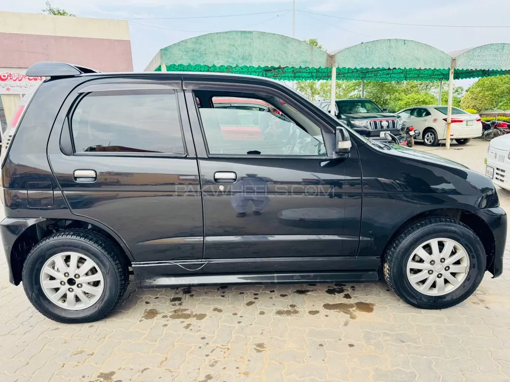 Daihatsu Terios Kid 2012 for Sale in Lahore Image-1