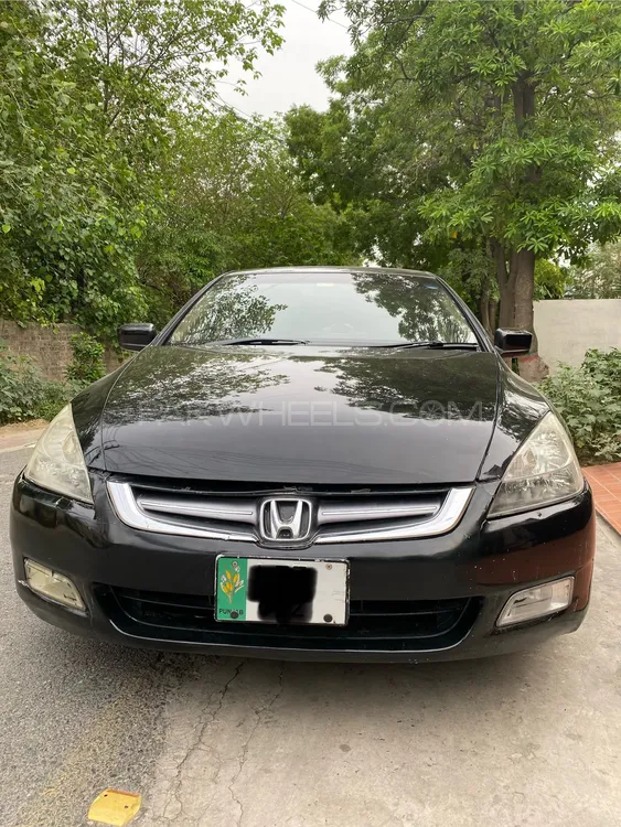 Honda Accord 2005 for Sale in Lahore Image-1
