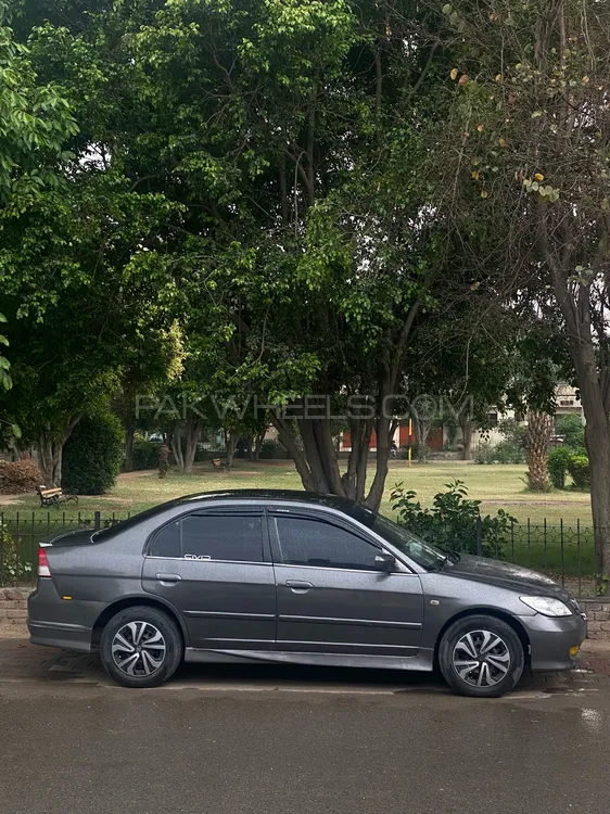 Honda Civic 2004 for Sale in Lahore Image-1