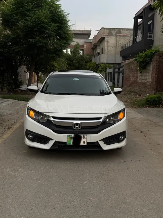 Honda Civic 2018 for Sale in Lahore Image-1