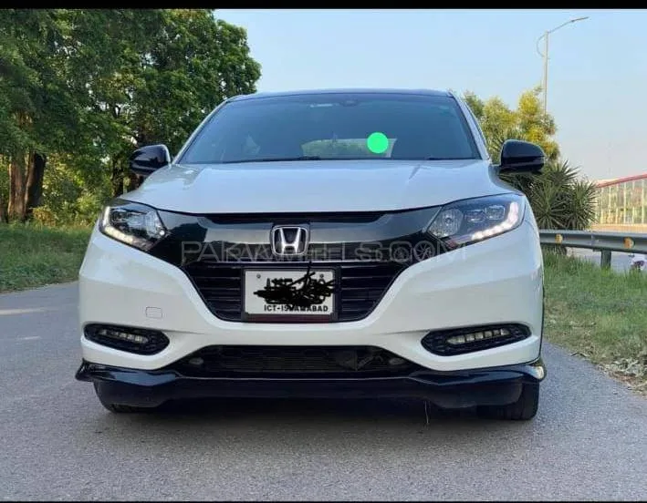 Honda Vezel 2016 for Sale in Rawalpindi Image-1