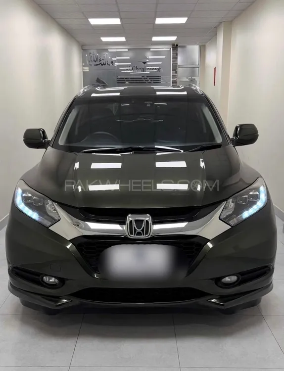 Honda Vezel 2014 for Sale in Karachi Image-1