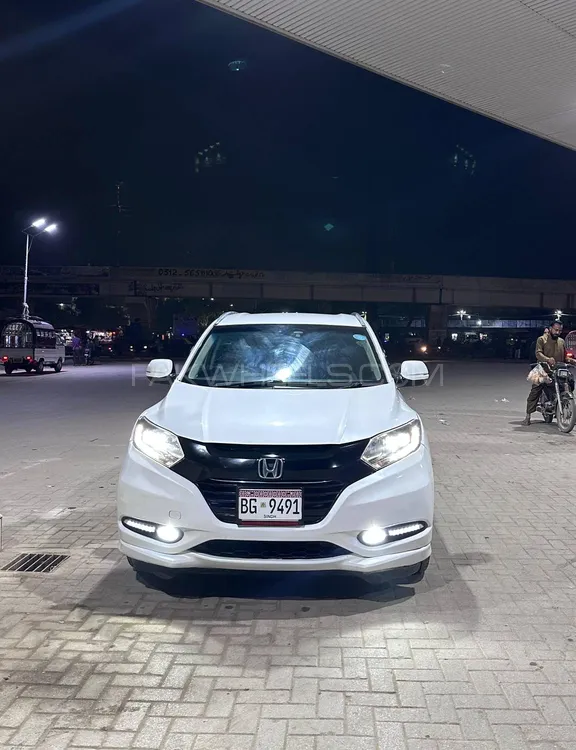 Honda Vezel 2015 for Sale in Karachi Image-1