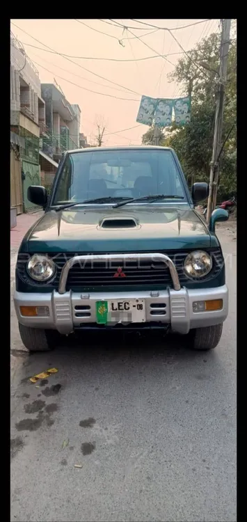 Mitsubishi Pajero Junior 2008 for Sale in Lahore Image-1