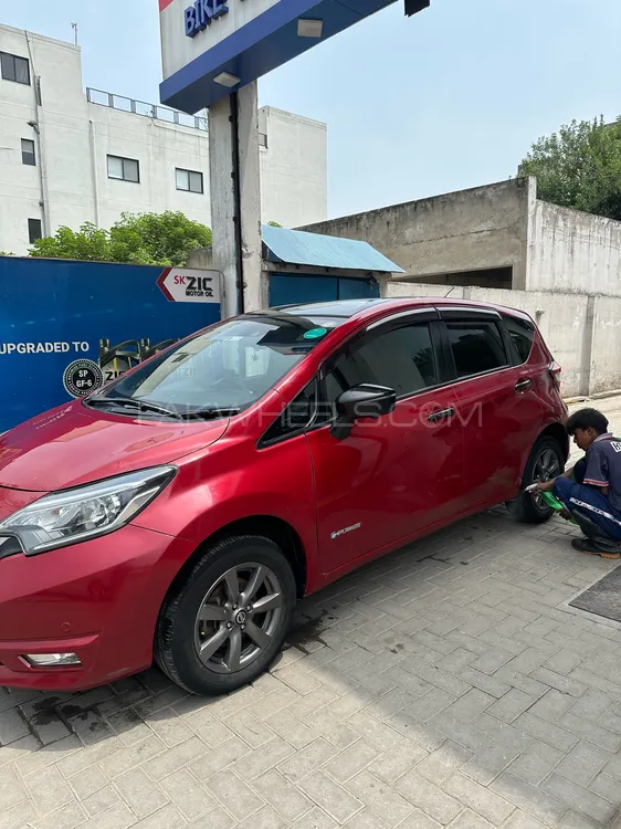 Nissan Note 2018 for Sale in Lahore Image-1