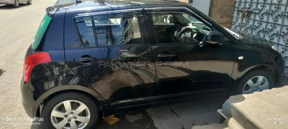 Suzuki Swift 2015 for Sale in Karachi Image-1