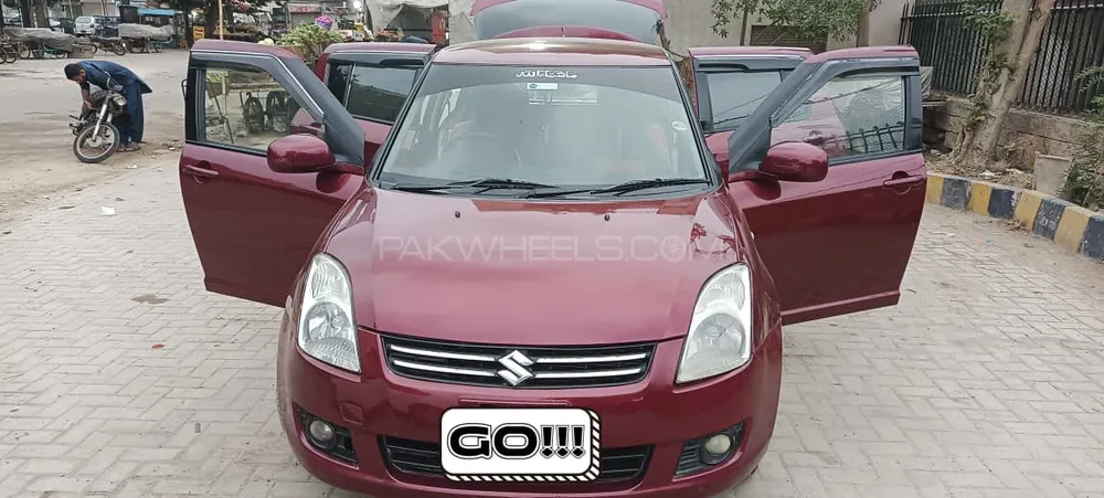 Suzuki Swift 2010 for Sale in Karachi Image-1