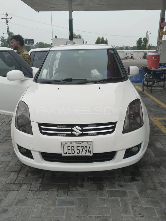 Suzuki Swift 2013 for Sale in Lahore Image-1