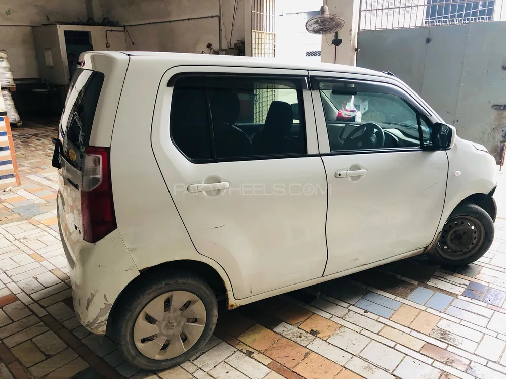 Suzuki Wagon R 2013 for Sale in Karachi Image-1