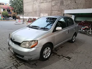 Toyota Platz F 1.0 2002 for Sale