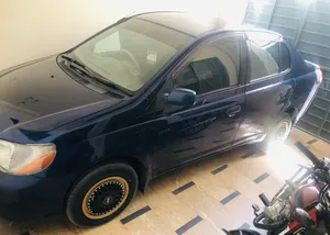 Toyota Platz F 1.3 2000 for Sale