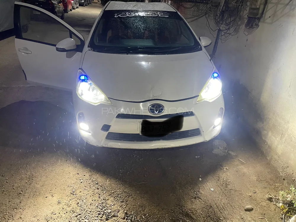 Toyota Aqua 2014 for Sale in Karachi Image-1