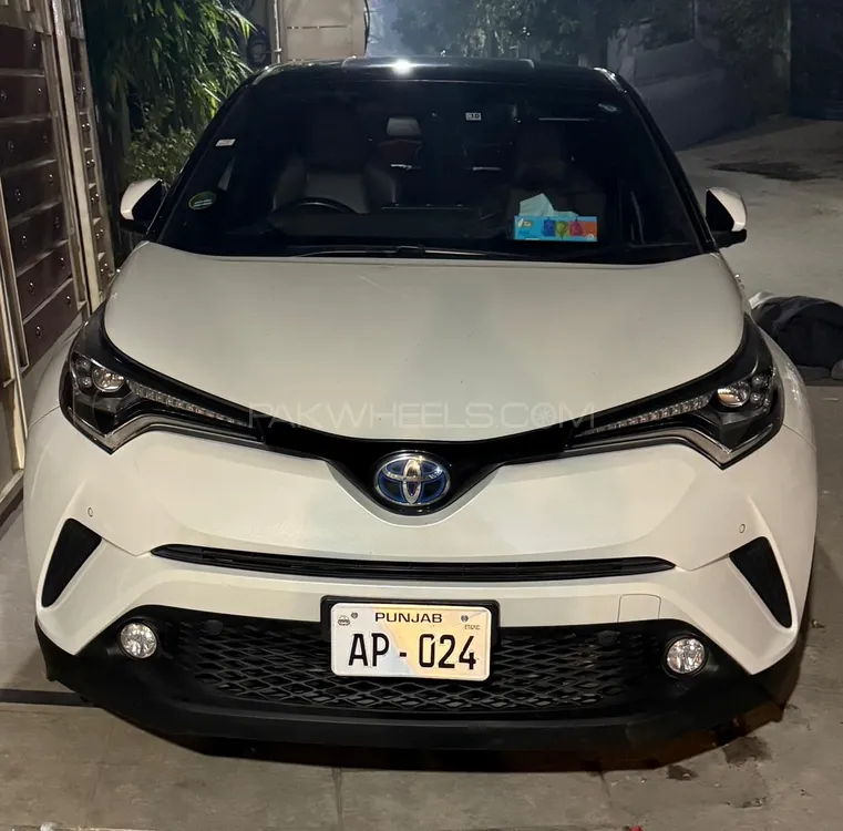 Toyota C-HR 2018 for Sale in Lahore Image-1