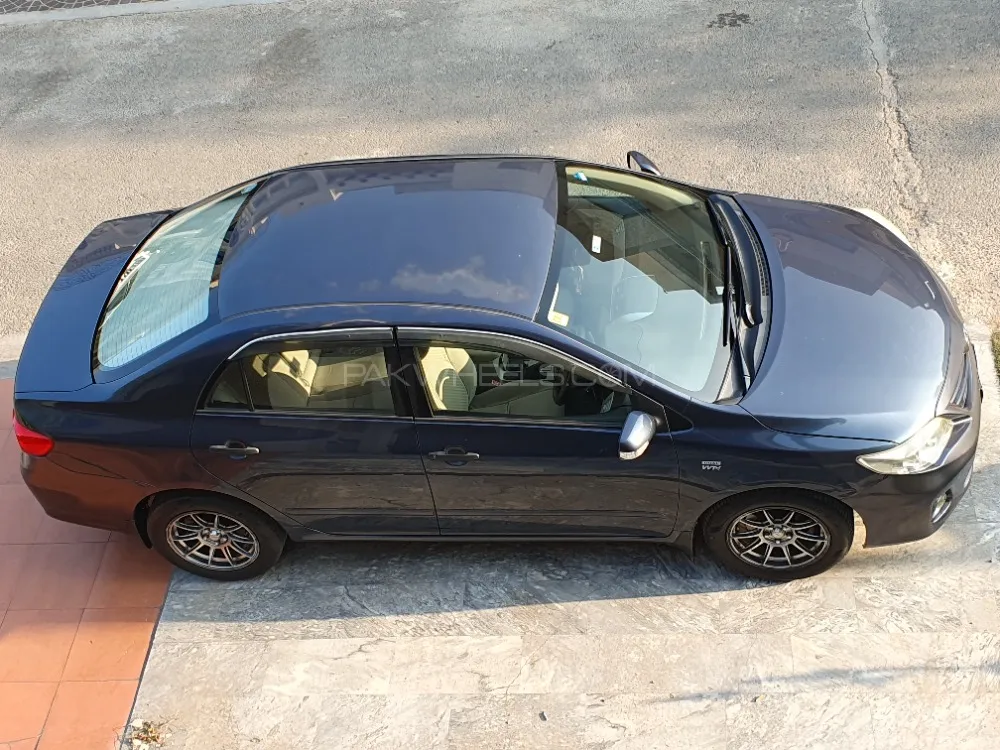 Toyota Corolla 2011 for Sale in Lahore Image-1