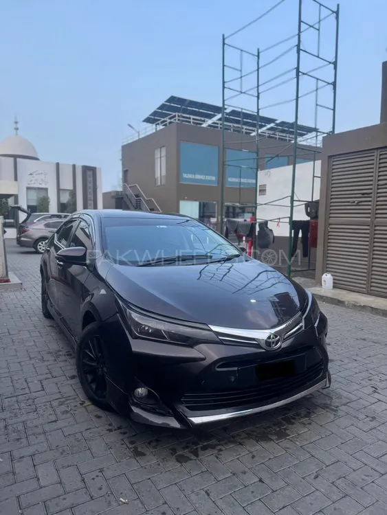 Toyota Corolla 2019 for Sale in Lahore Image-1