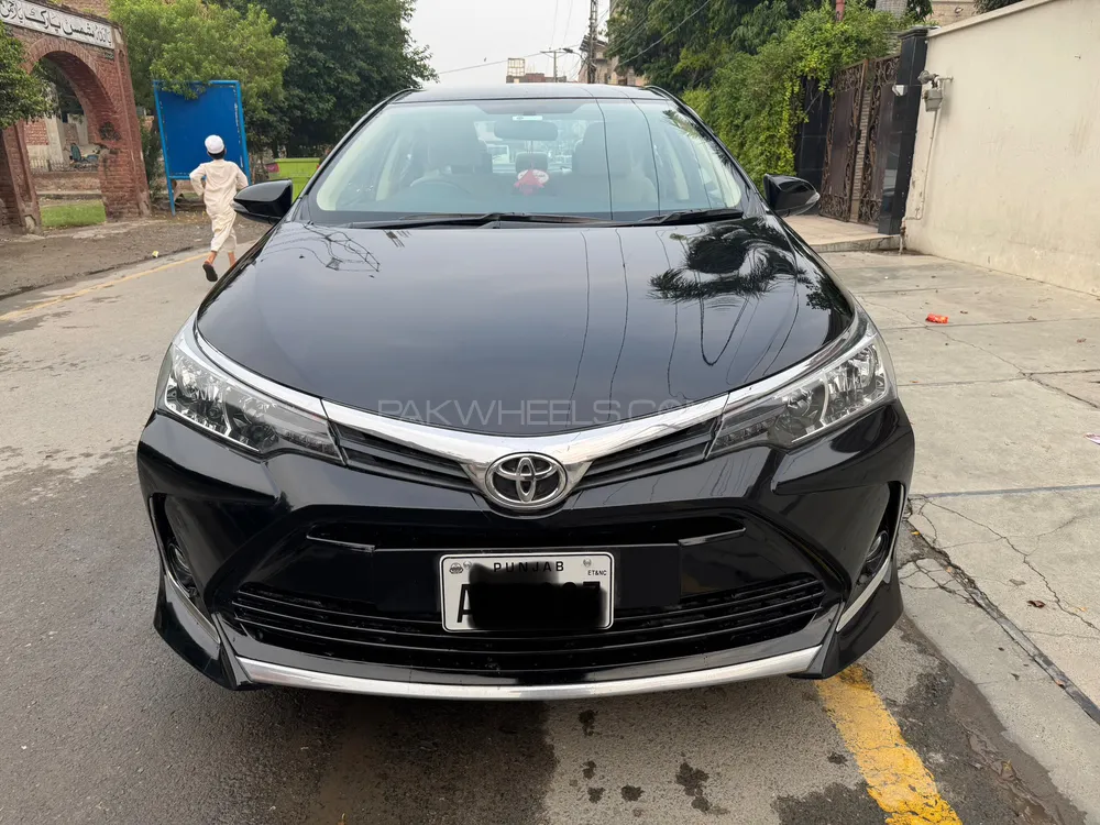 Toyota Corolla 2022 for Sale in Faisalabad Image-1