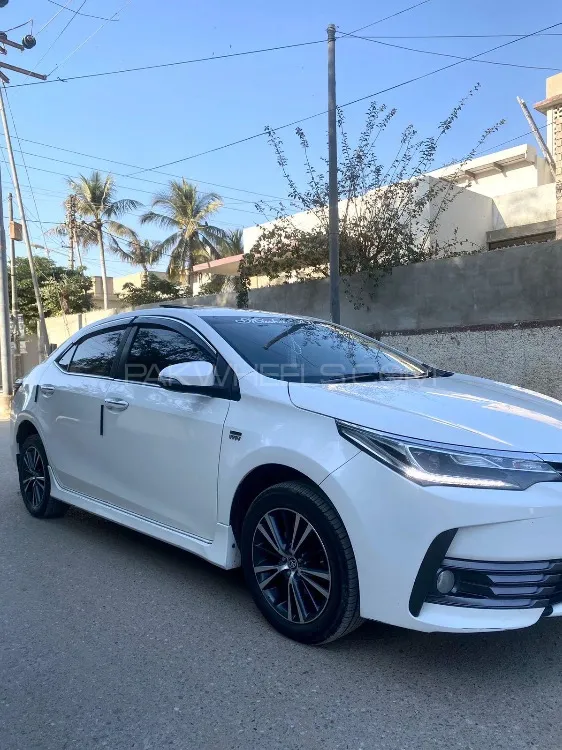 Toyota Corolla 2020 for Sale in Karachi Image-1