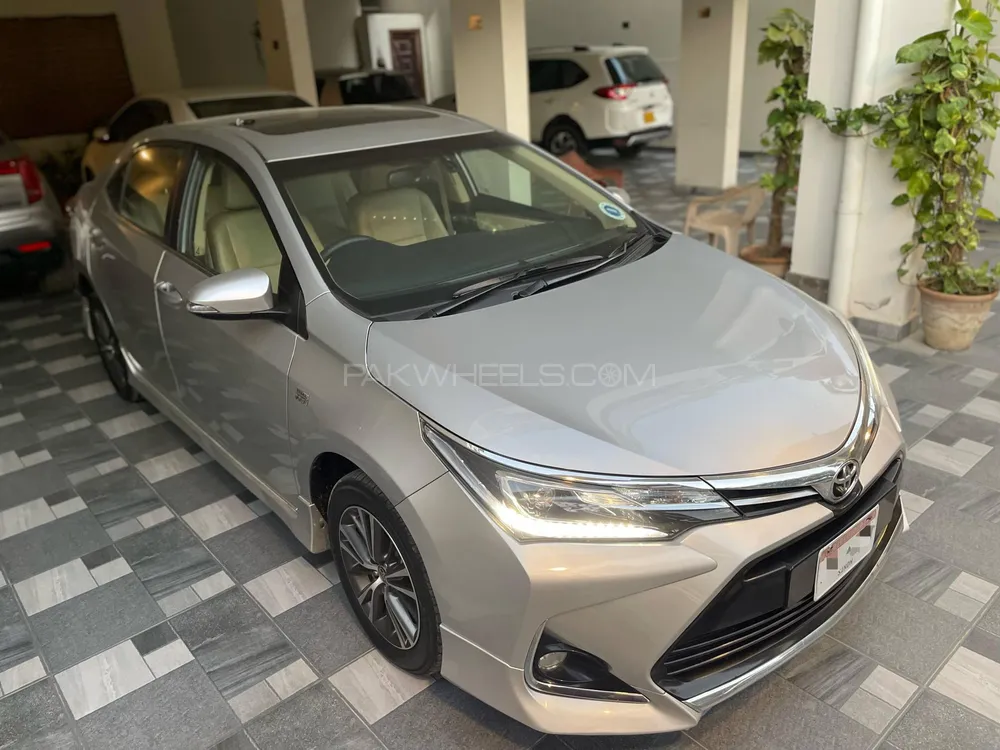 Toyota Corolla 2021 for Sale in Karachi Image-1
