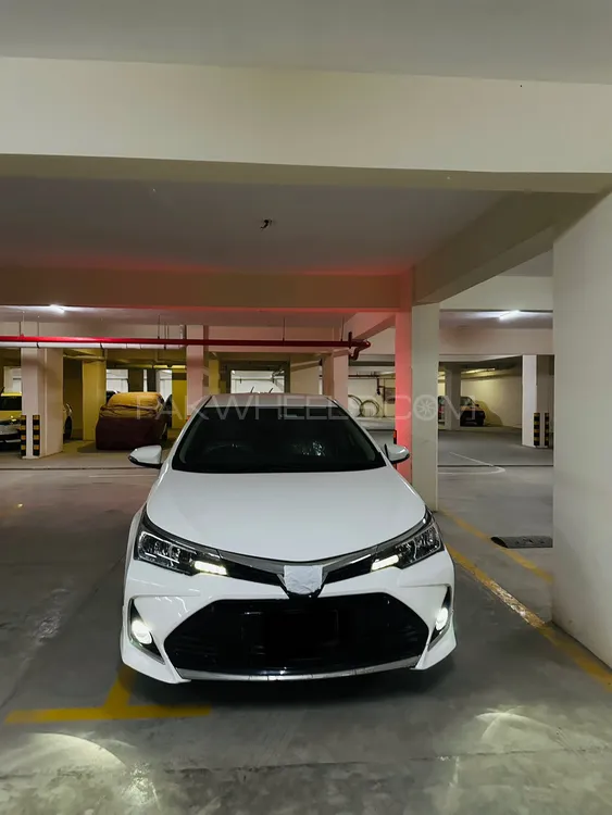Toyota Corolla 2021 for Sale in Karachi Image-1