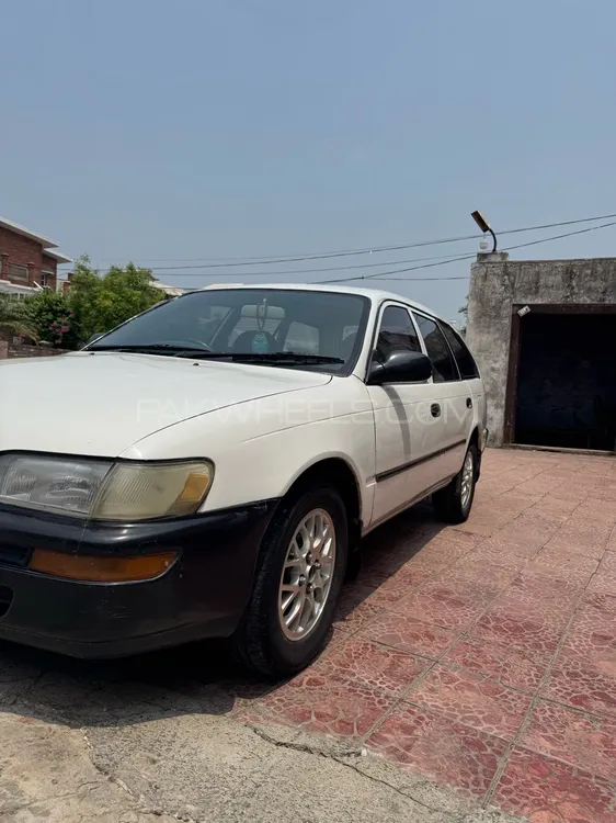Toyota Corolla Fielder 2000 for Sale in Kharian Image-1