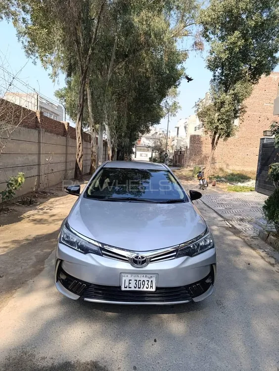 Toyota Corolla 2019 for Sale in Faisalabad Image-1
