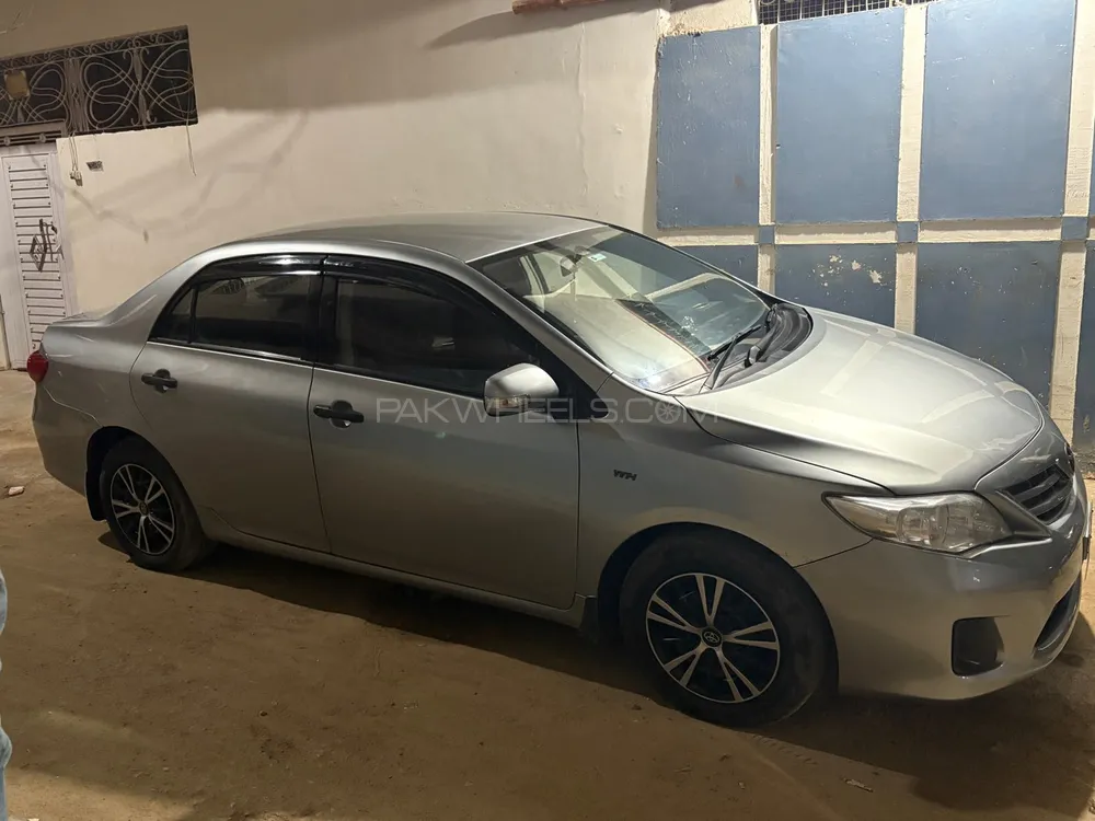 Toyota Corolla 2012 for Sale in Karachi Image-1