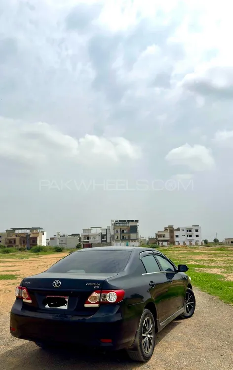 Toyota Corolla 2011 for Sale in Karachi Image-1