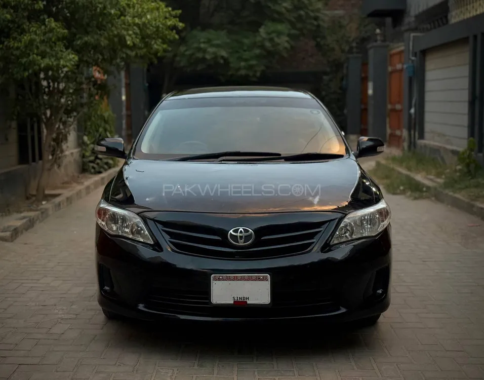 Toyota Corolla 2014 for Sale in Multan Image-1