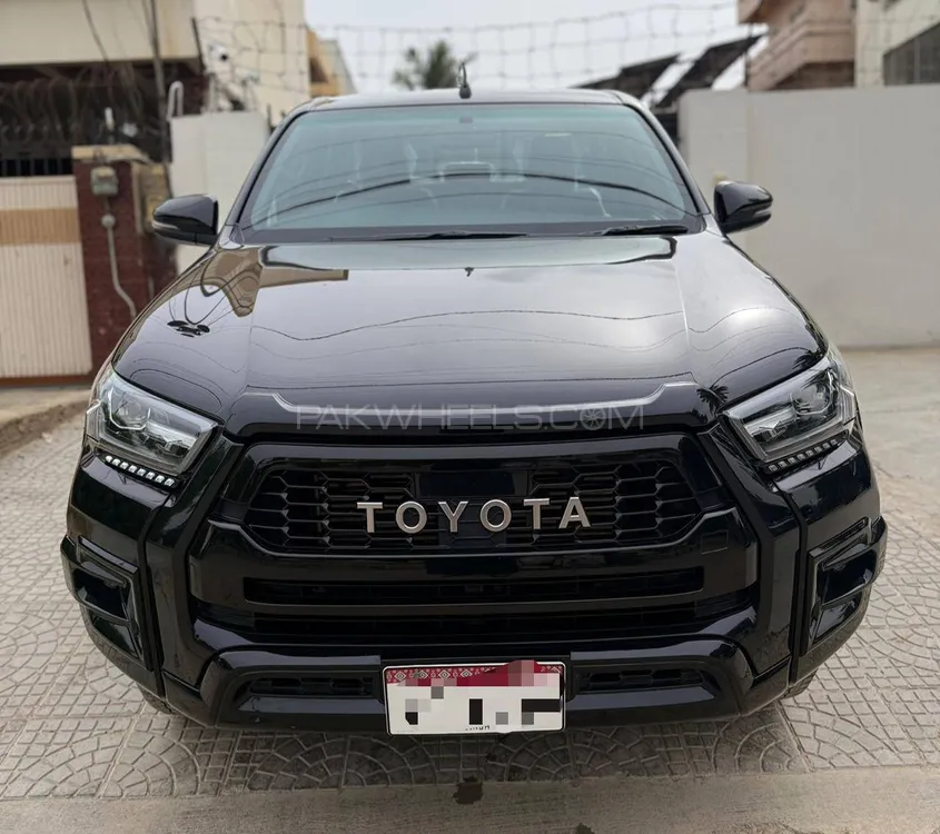 Toyota Hilux 2024 for Sale in Karachi Image-1