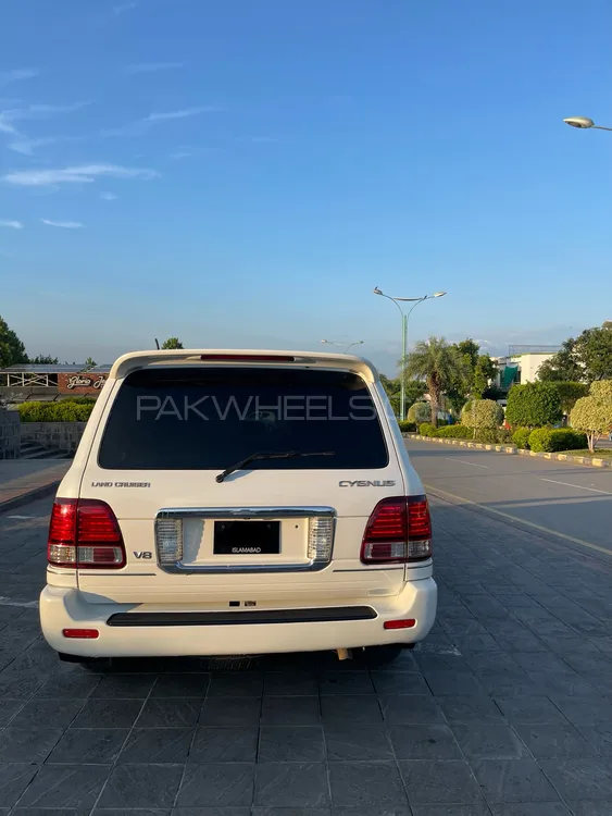 Toyota Land Cruiser 2005 for Sale in Islamabad Image-1