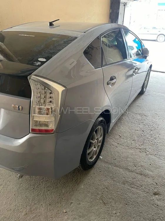 Toyota Prius 2014 for Sale in Sialkot Image-1