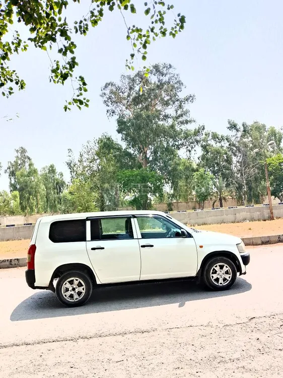 Toyota Probox 2006 for Sale in Peshawar Image-1