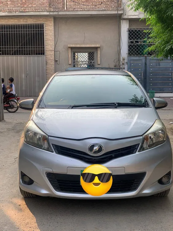 Toyota Vitz 2011 for Sale in Faisalabad Image-1